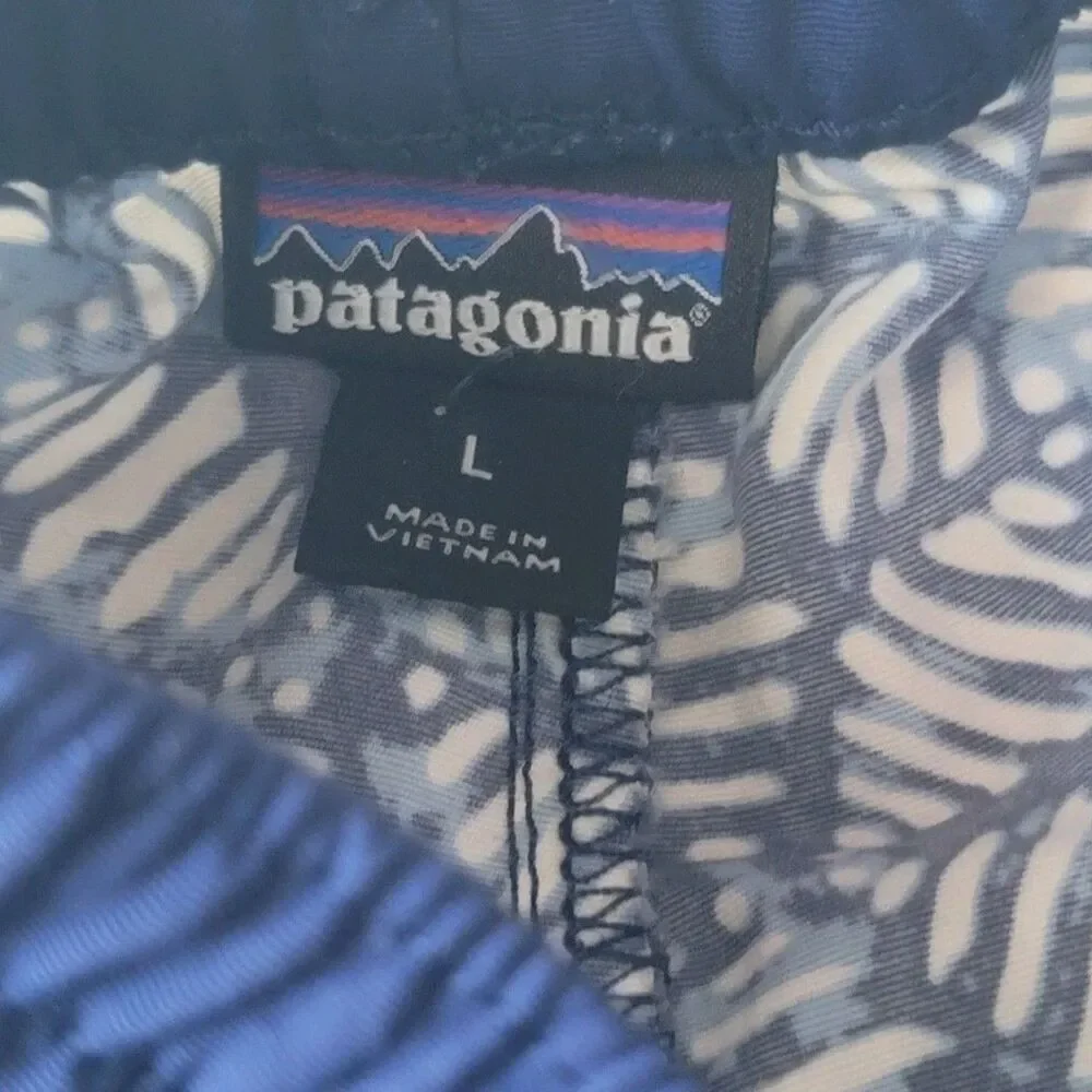 PATAGONIA Girls Batik COSTA RICA BAGGIES Swim shorts Unlined Size L